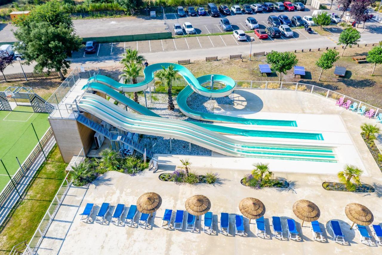 Bahiana Hotel Saint-Julien-en-Born Bagian luar foto